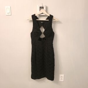 Lace mini cocktail dress